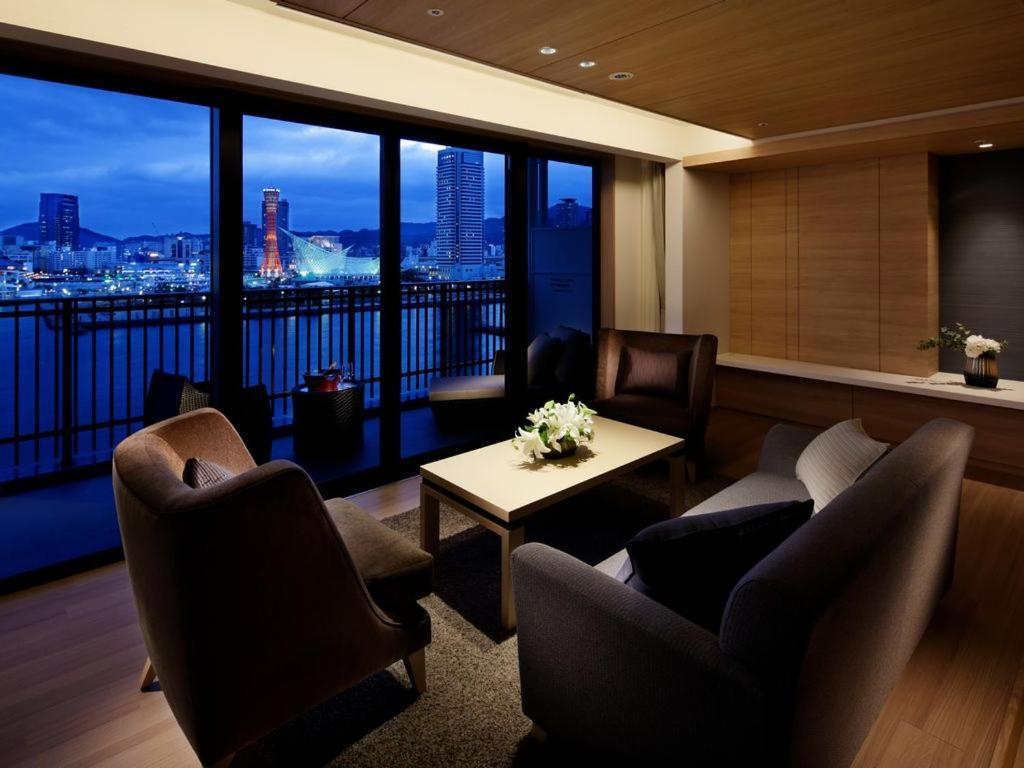 Kobe Minato Onsen Ren (Adults Only) Hotel Bagian luar foto