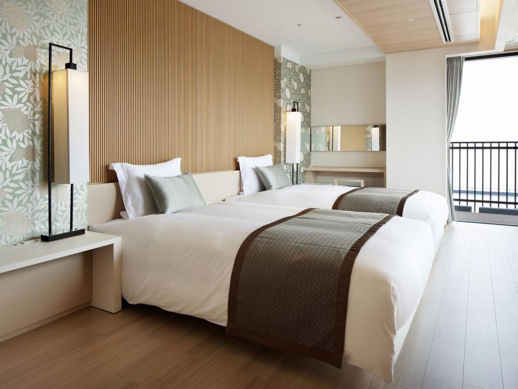 Kobe Minato Onsen Ren (Adults Only) Hotel Bagian luar foto